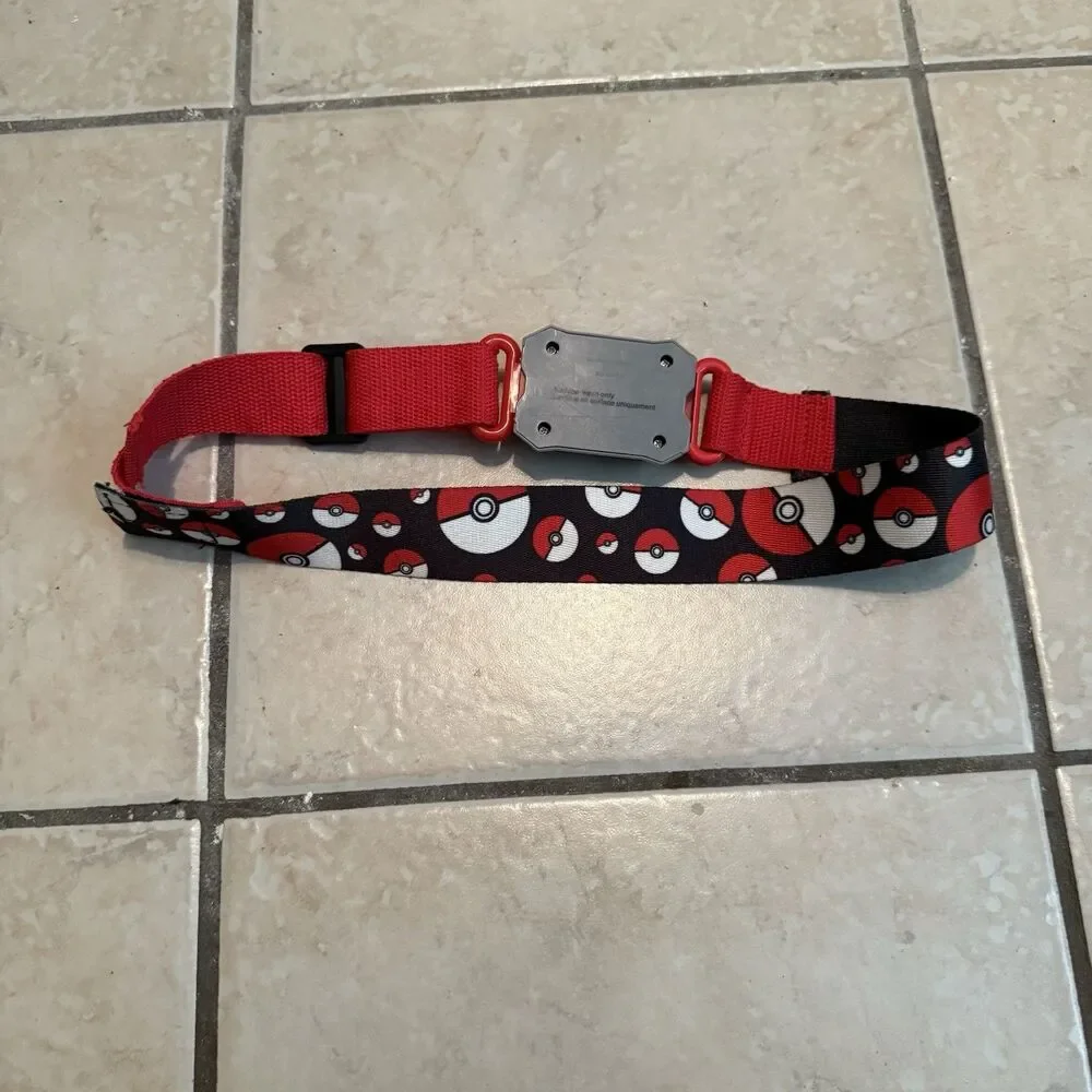 TOMY Pokemon Adjustable Belt Clip & Carry Poke Ball Belt Red